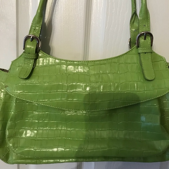 Mexx lime grn faux croc shoulder bag flap present - Picture 1 of 8
